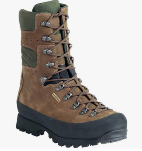 best hunting boots for extreme conditions