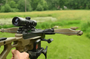 best crossbow scope for low light hunting