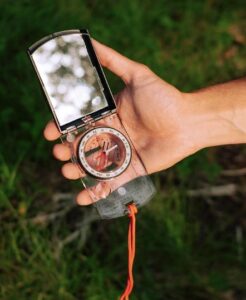 5 Best Compass for Hunting